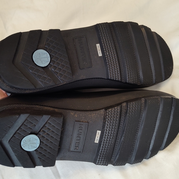Hunter Men's Black Waterproof Boots - Picture 3 of 7